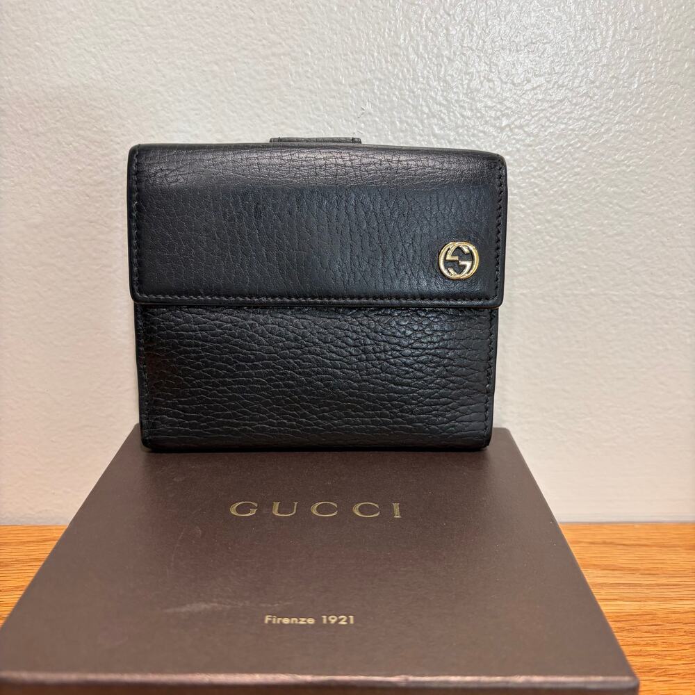 #3228 GUCCI Black Wallet
